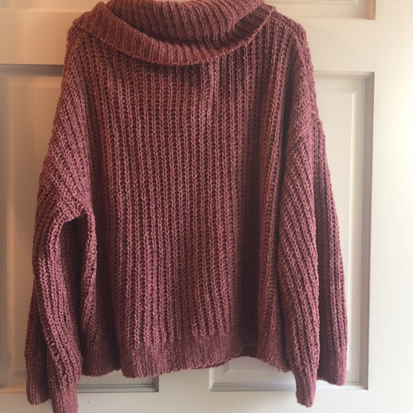 Burgundy sweater - Picture 4 of 4